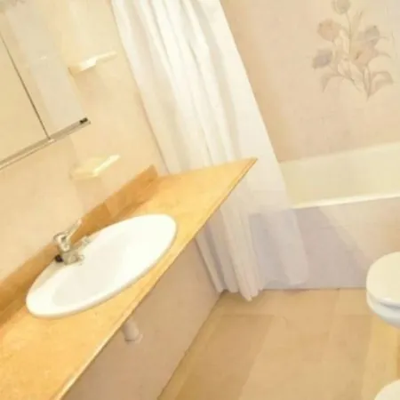 Zeus Versailles Apartment Cambrils